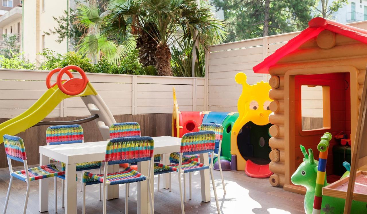 Hotel Madison Rimini Dış mekan fotoğraf
